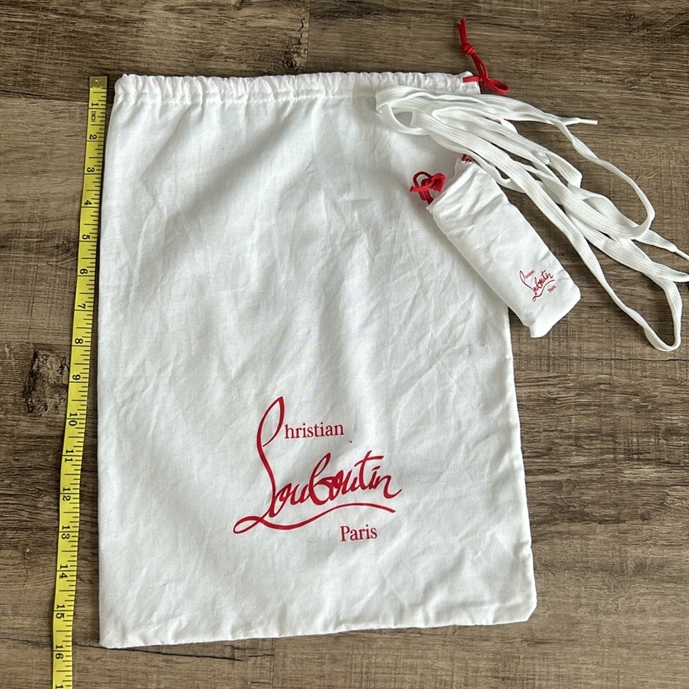 Christian Louboutin dust bags and shoelaces set - Picture 2 of 4